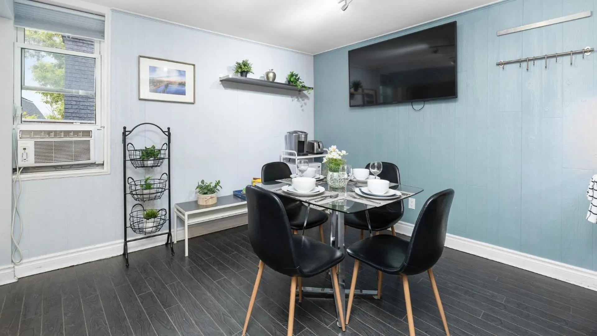 Stylish Ottawa Getaway For 6 Daire Kanada